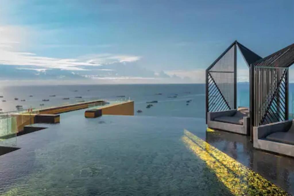 Edge Central Pattaya Seaview Residence Екстер'єр фото