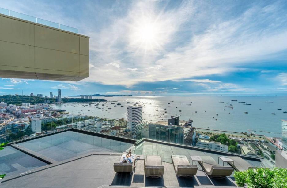 Edge Central Pattaya Seaview Residence Екстер'єр фото