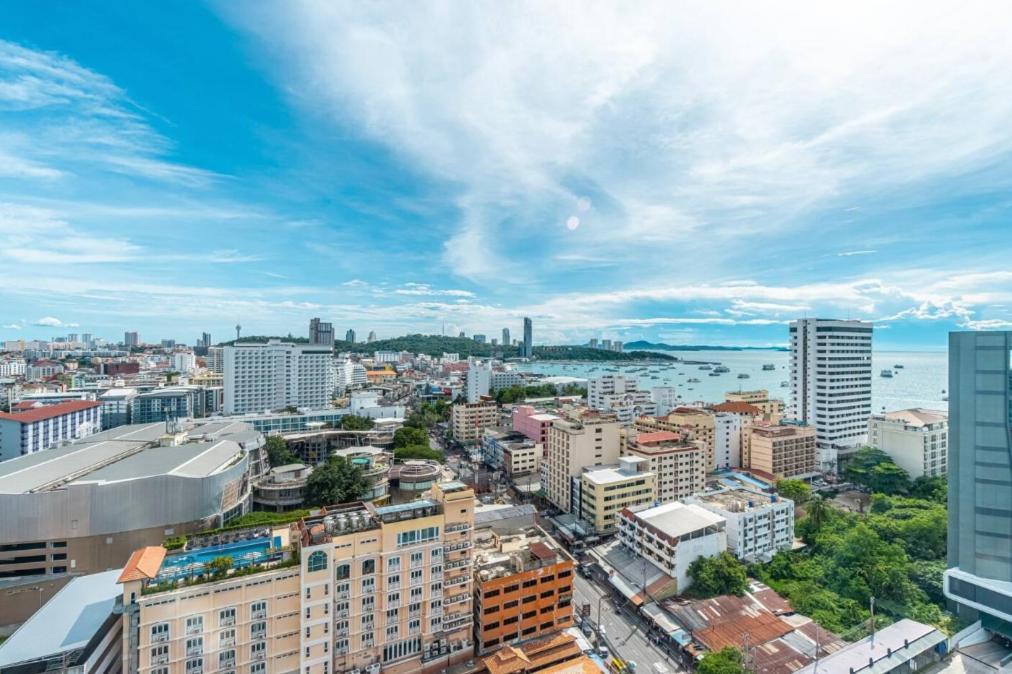 Edge Central Pattaya Seaview Residence Екстер'єр фото