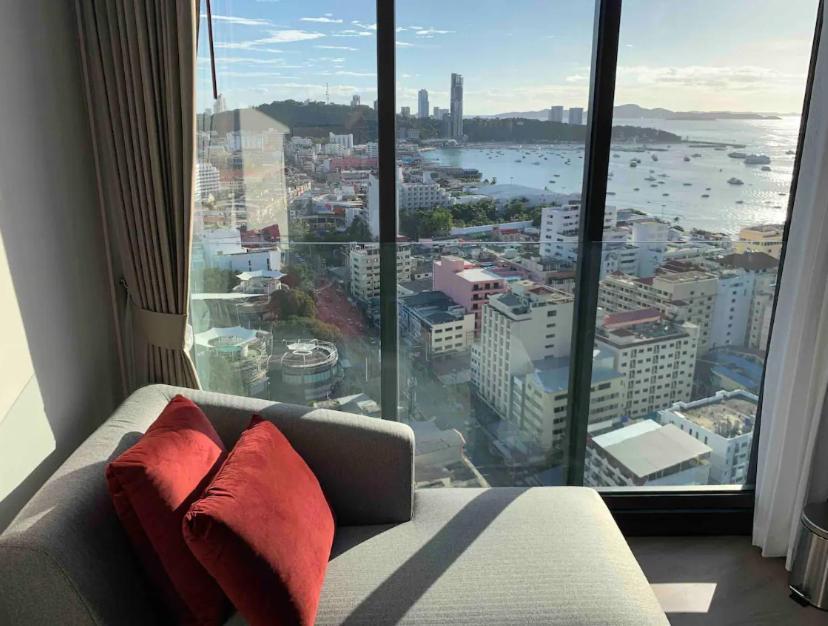 Edge Central Pattaya Seaview Residence Екстер'єр фото